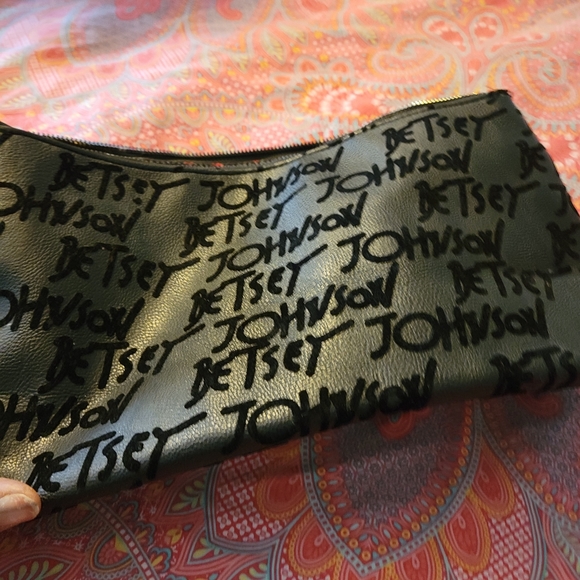 CLUTCHBAG - Picture 3 of 5